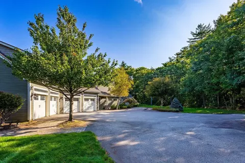 Exterior - 6 Crescent Dr, Bow, NH 03304 photo 9 of 10