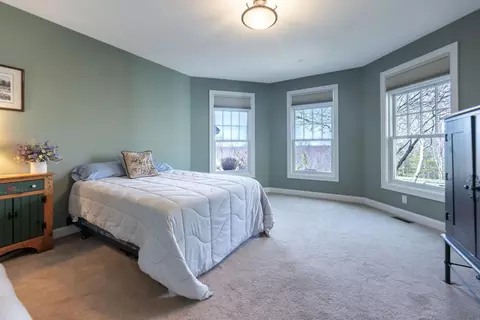 Bedroom - 6 Crescent Dr, Bow, NH 03304 photo 8 of 8