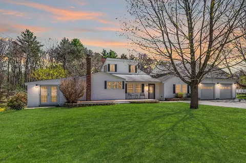 96 Fordway Ext, Derry, NH 03038