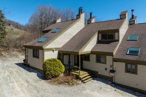 266 Okemo Trailside Ext #33B, Ludlow, VT 05149