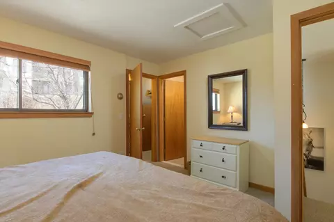 Bedroom - 266 Okemo Trailside Ext #33B, Ludlow, VT 05149 photo 3 of 7