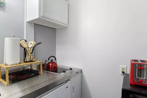 Kitchen - 933 Ocean Blvd #11, Hampton, NH 03842 photo 1 of 5