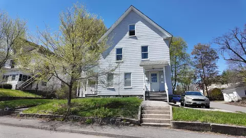 36 Elm St, Derry, NH 03038