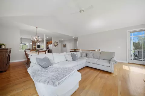 Living - 4 Mountain Village Rd, Windham, NH 03087 photo 1 of 1