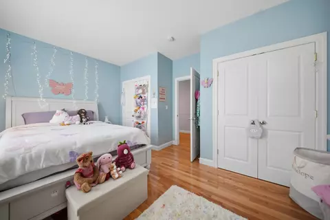 Bedroom - 4 Mountain Village Rd, Windham, NH 03087 photo 2 of 10