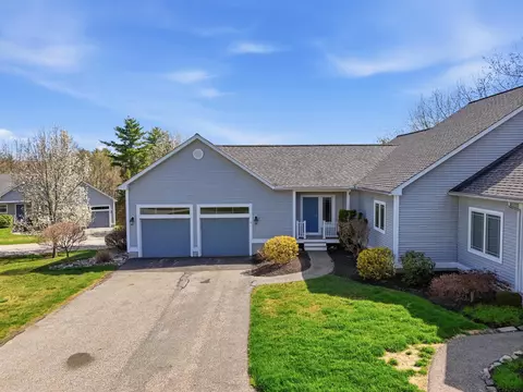 31 Gordon Mountain Rd, Windham, NH 03087