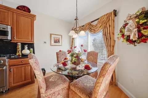 Dining - 31 Gordon Mountain Rd, Windham, NH 03087 photo 1 of 4