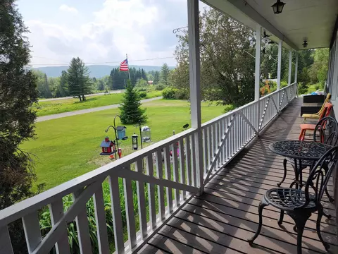 63 Hall Rd, Errol, NH 03579