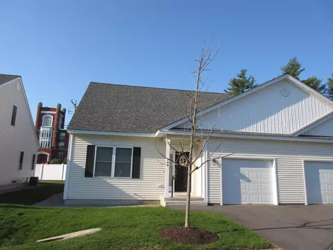 14 Angel Point Cir # A, Goffstown, NH 03045