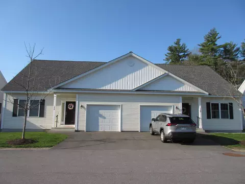 14 Angel Point Cir # A, Goffstown, NH 03045