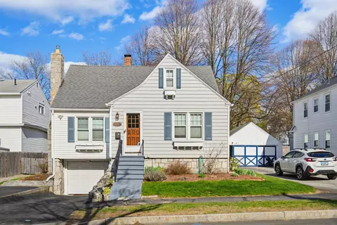 653 Belmont St, Manchester, NH 03104