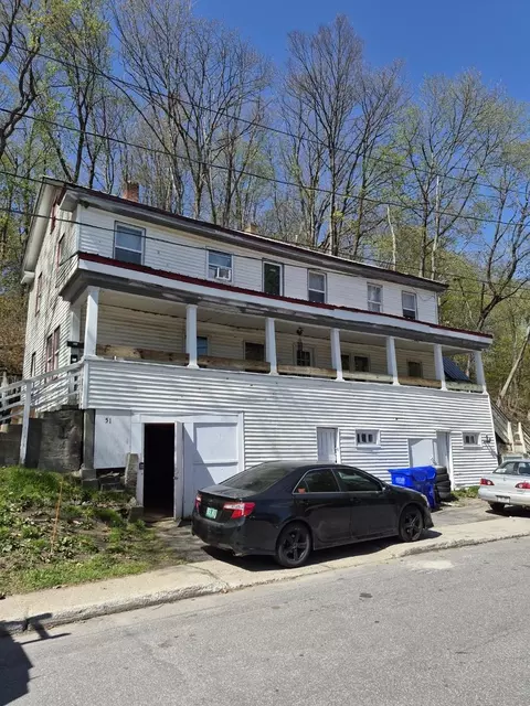 51 Merrill St, Springfield, VT 05156