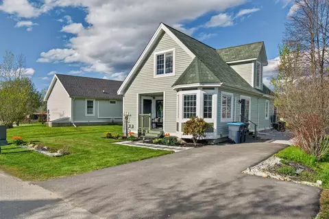 3 Griswold Dr, Rutland, VT 05701