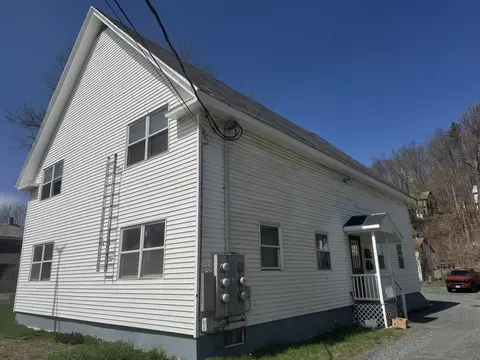 401 Maple St, Hartford, VT 05001