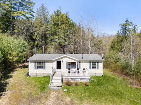 12 Autumn Gem Dr, Dummerston, VT 05301