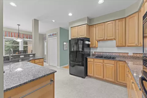 Kitchen - 182 Barrett Ln, Williston, VT 05495 photo 1 of 5