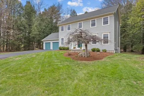 Exterior - 182 Barrett Ln, Williston, VT 05495 photo 6 of 9