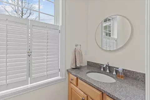 Bath - 182 Barrett Ln, Williston, VT 05495 photo 1 of 4