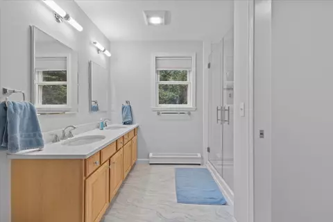 Bath - 182 Barrett Ln, Williston, VT 05495 photo 2 of 4