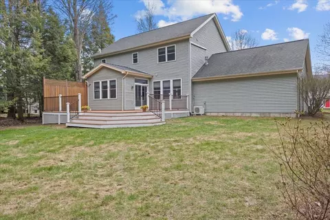 Exterior - 182 Barrett Ln, Williston, VT 05495 photo 2 of 9