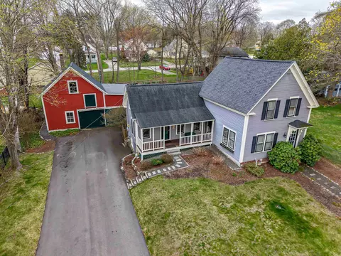 82 Knight St, Milford, NH 03055