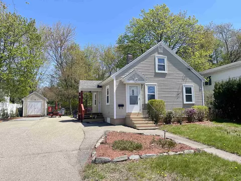 145 Anthony St, Manchester, NH 03103