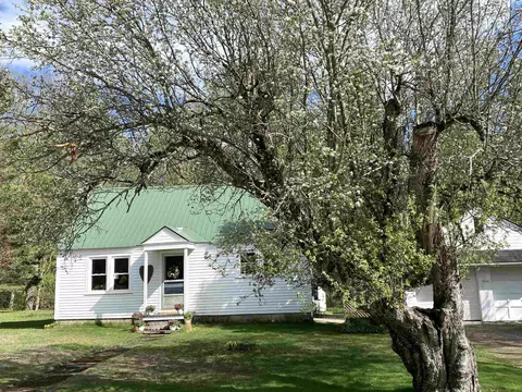 364 Bonnyvale Rd, Brattleboro, VT 05301