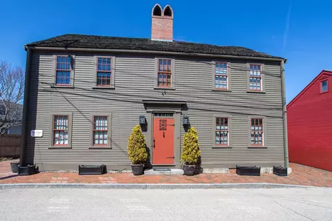 171 Gates St, Portsmouth, NH 03801