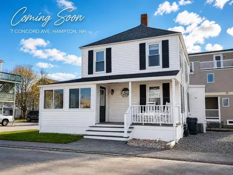 7 Concord Ave, Hampton, NH 03842