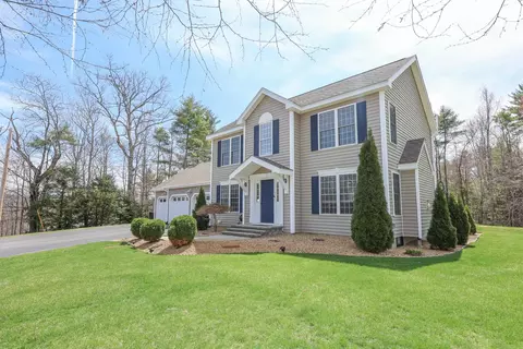 79 Copperline Dr, Epsom, NH 03234