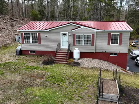 443 Middleton Rd, Milton, NH 03851