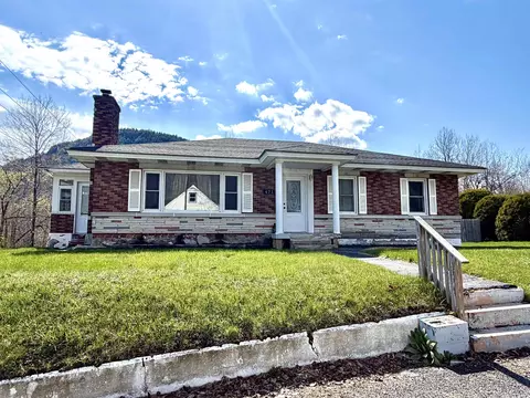 471 Madison Ave, Berlin, NH 03570