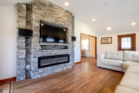 44 Sherwood Mdws, Pembroke, NH 03275