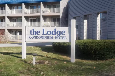 36 Lodge Rd #B313, Lincoln, NH 03251