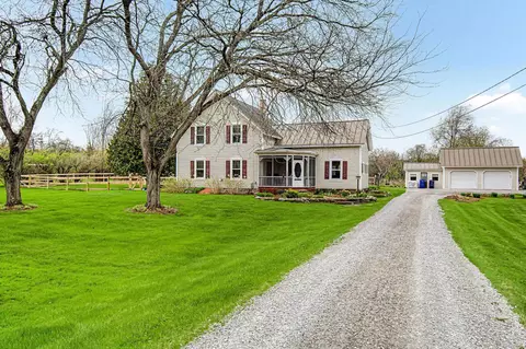 1860 Fairfax Rd, St. Albans Town, VT 05478