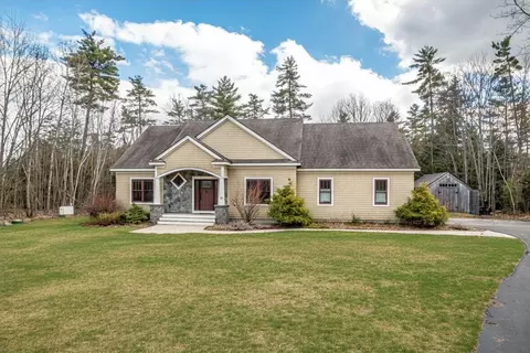 47 Oxbow Ln, Conway, NH 03818