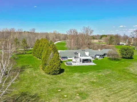 Exterior - 431 Mcgregor Pt, Alburgh, VT 05440 photo 13 of 13