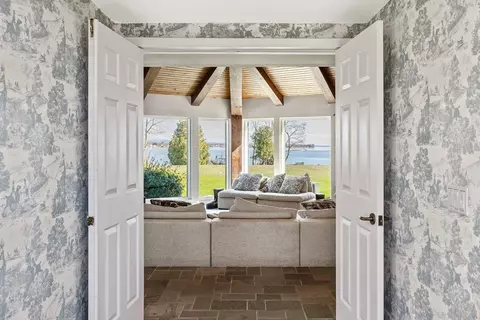 Entry Way - 431 Mcgregor Pt, Alburgh, VT 05440 photo 1 of 7