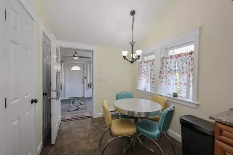 Dining - 222 Hampstead Rd, Derry, NH 03038 photo 1 of 1
