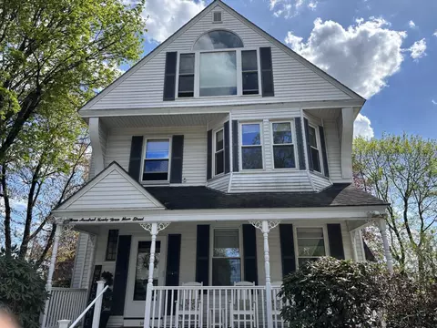 393 Main St, Nashua, NH 03060