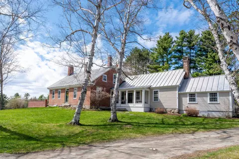 994 Pearl Lake Rd, Sugar Hill, NH 03586
