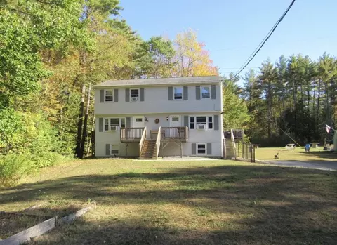 375 Whitehall Rd, Hooksett, NH 03106