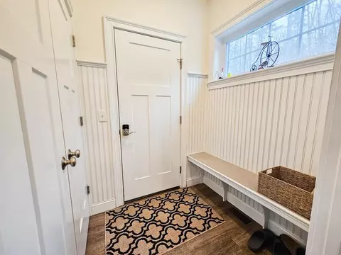 Entry Way - 55 Windsor Rd, Epsom, NH 03234 photo 2 of 5