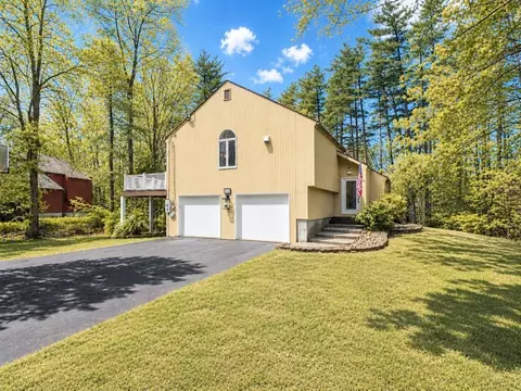 35 Radcliffe Dr, Milford, NH 03055