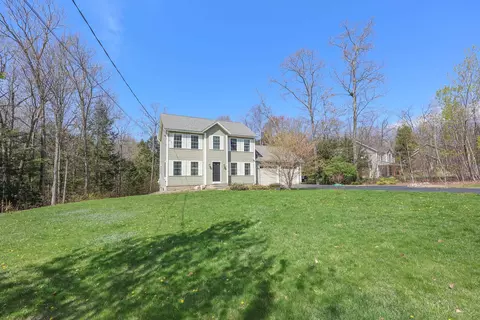 46 Jacqueline Dr, New Ipswich, NH 03071