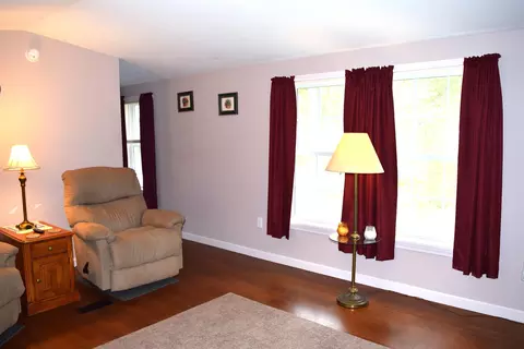 24 Okane Ave, Bethlehem, NH 03574 photo 12