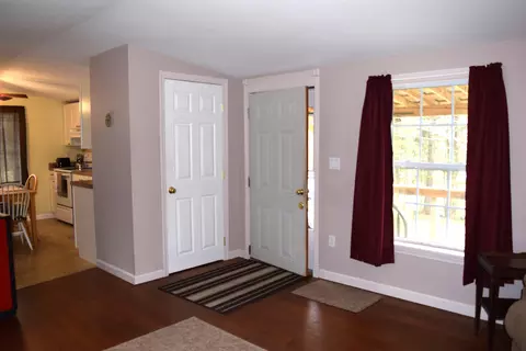 24 Okane Ave, Bethlehem, NH 03574 photo 10