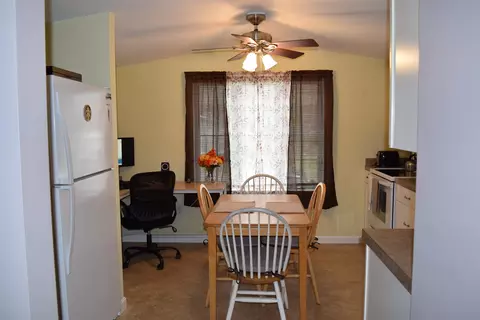 24 Okane Ave, Bethlehem, NH 03574 photo 5