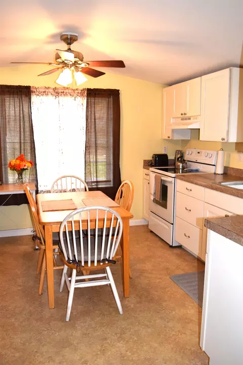 24 Okane Ave, Bethlehem, NH 03574 photo 6