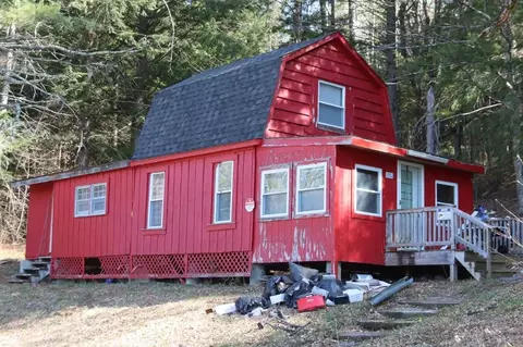 1594 White Rd, Corinth, VT 05039